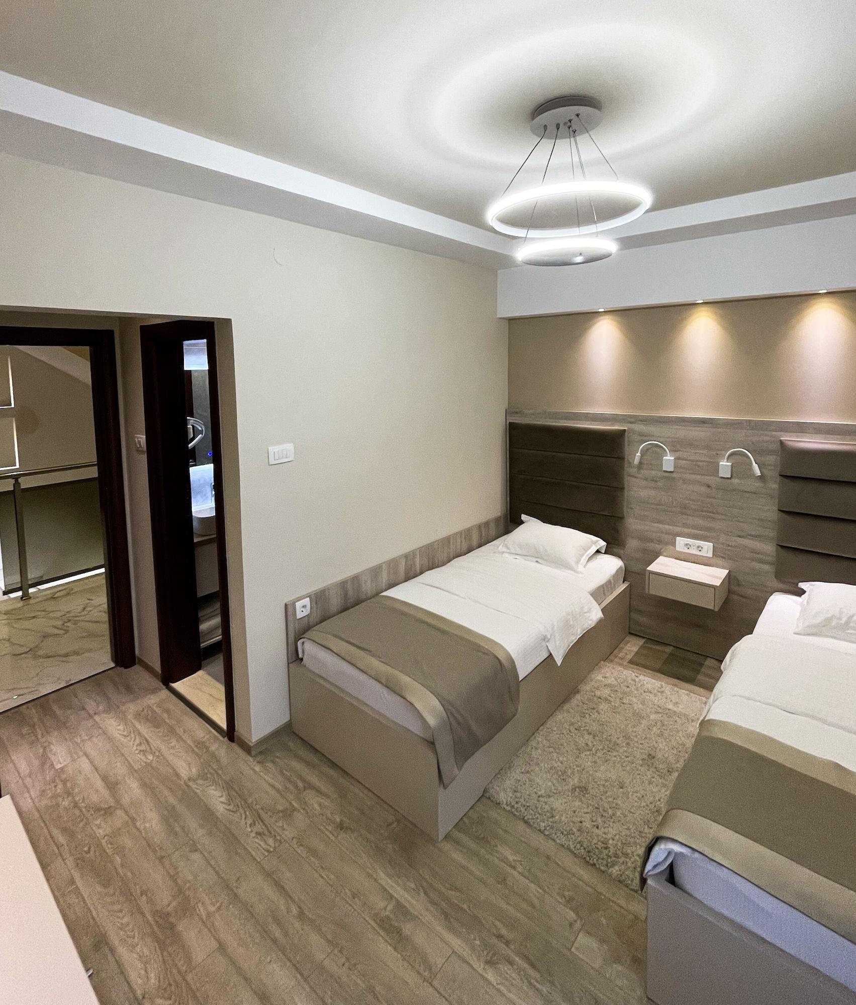 Hotel Holiday Podgorica Zewnętrze zdjęcie