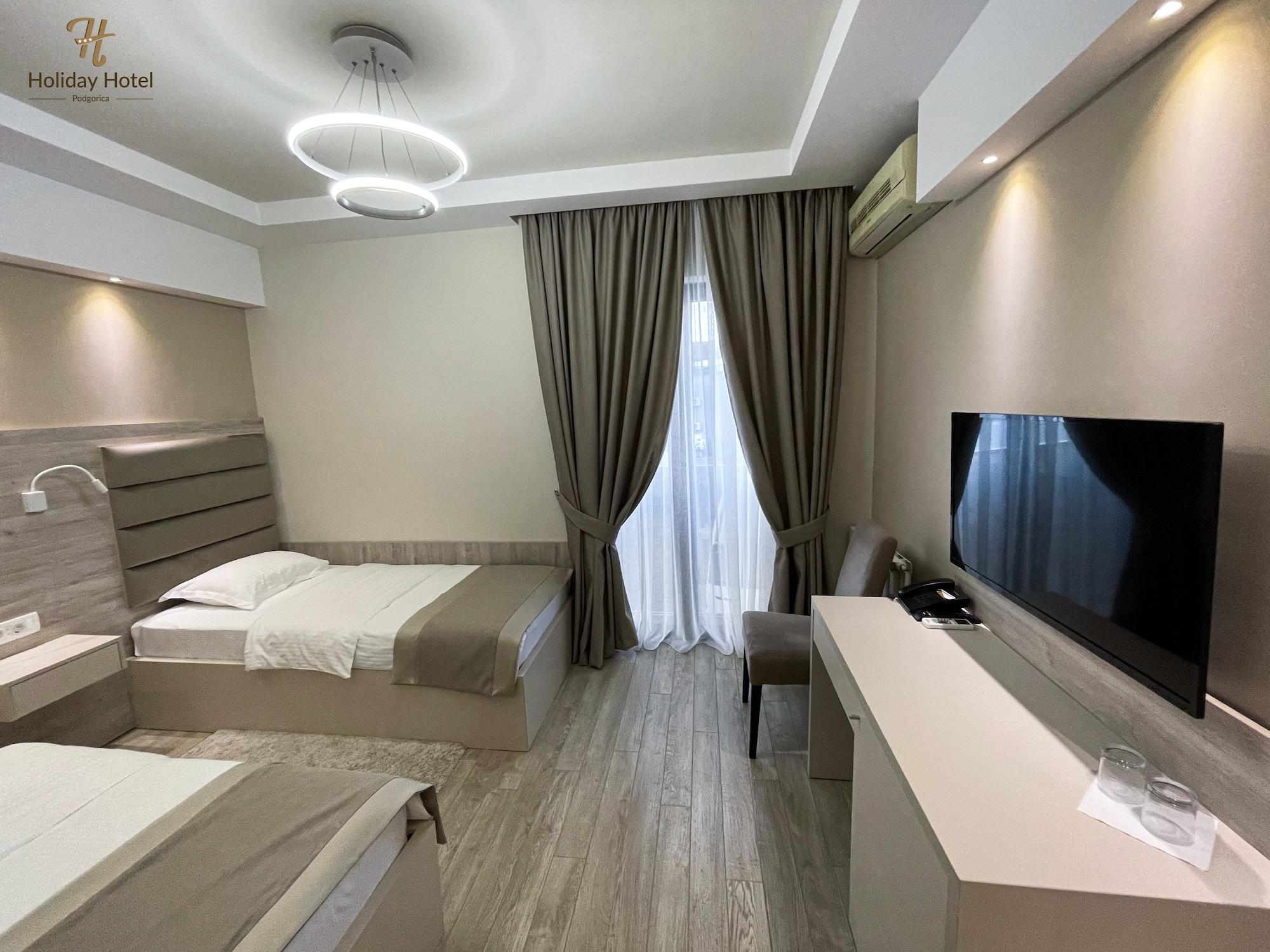 Hotel Holiday Podgorica Zewnętrze zdjęcie